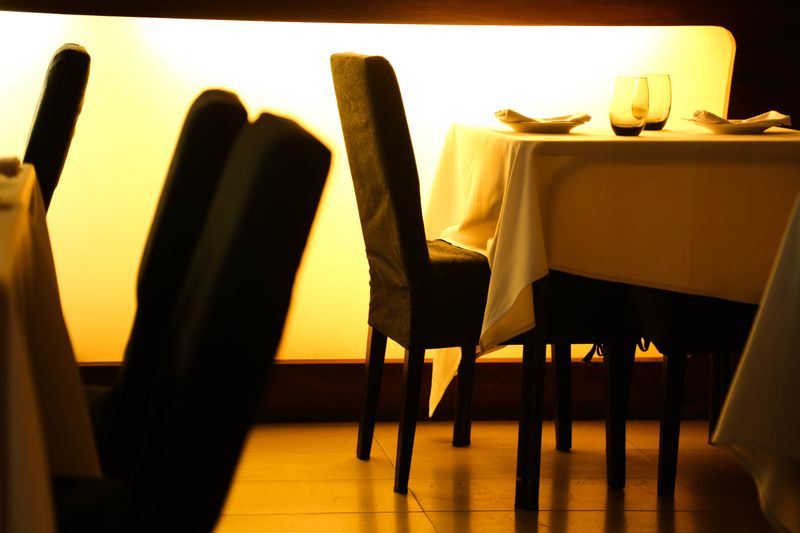 Giordanos outdoor patio seating area during warm Chicago evenings